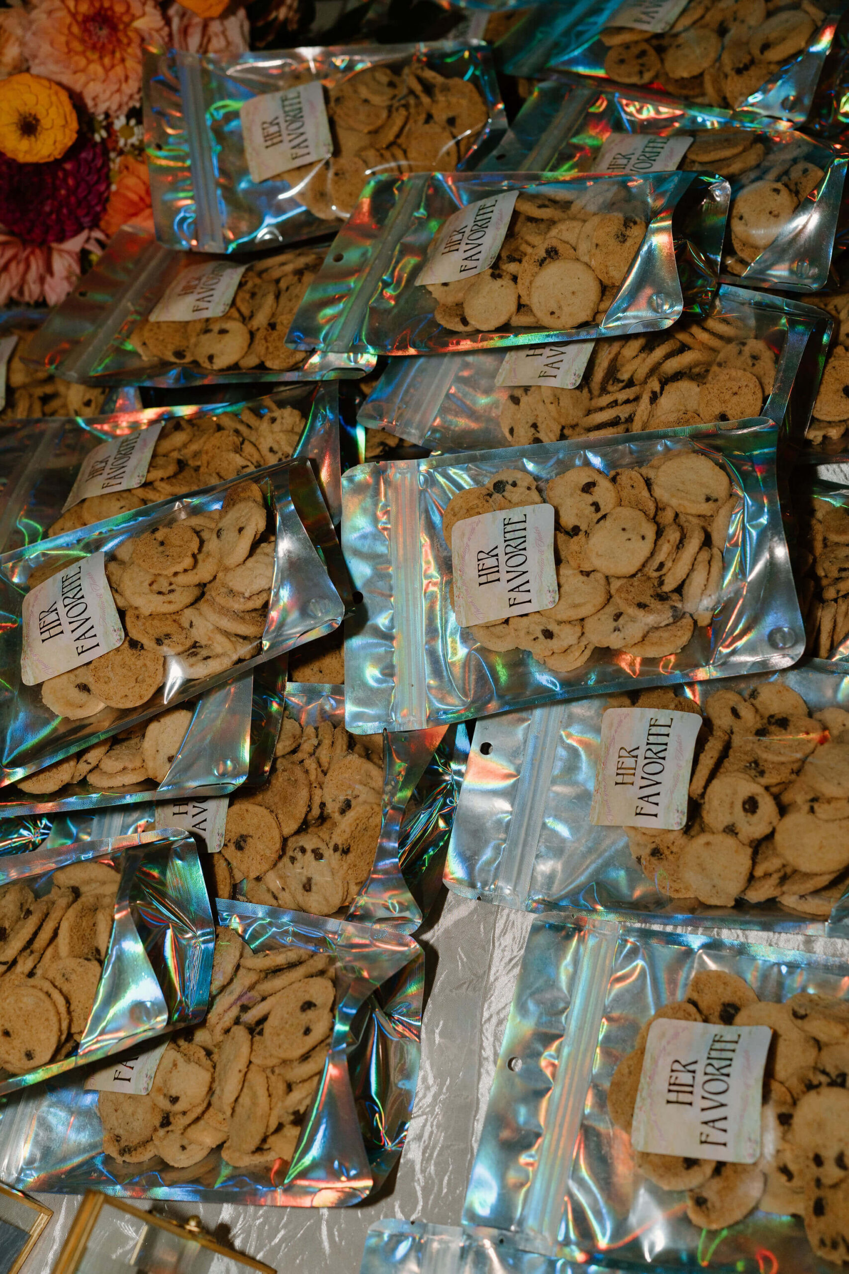 tiny cookie wedding favors